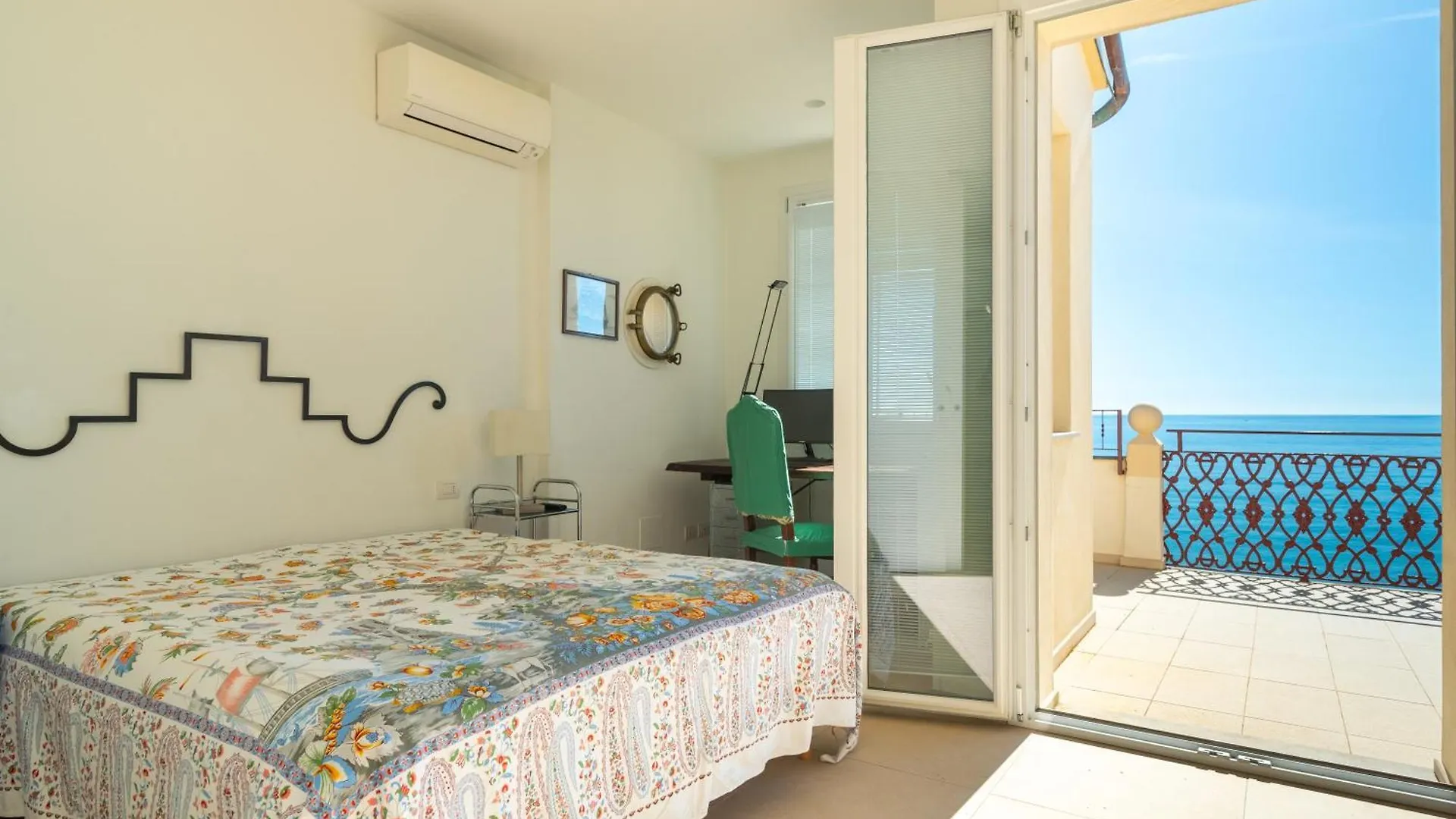 Rivierarent La Terrazza Sul Mare Apartment Pietra Ligure